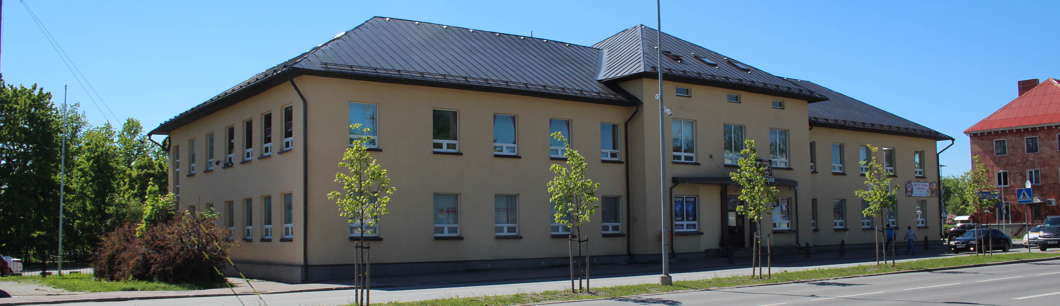 Mewo autokooli peahoone.